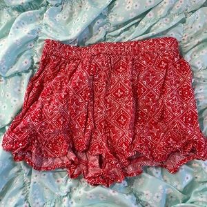 Hollister flowy shorts